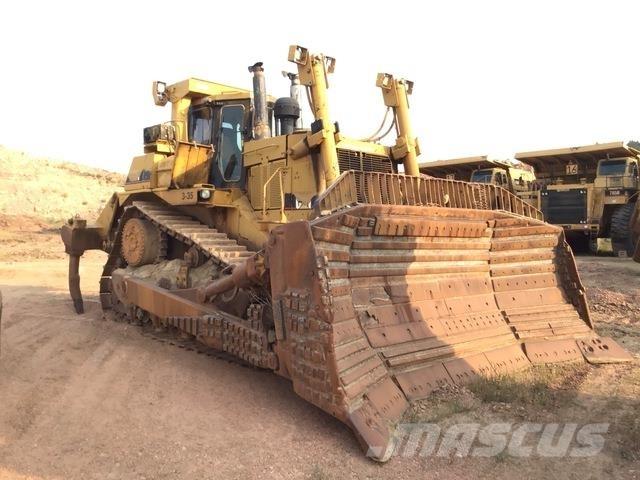 CAT D10R Buldožeri guseničari