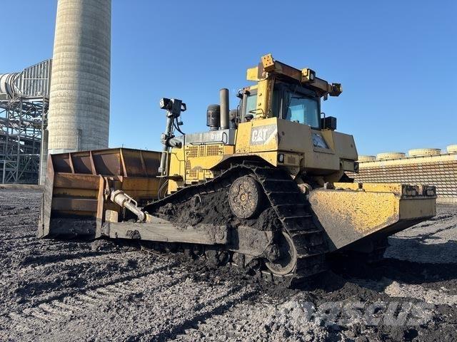 CAT D10T Buldožeri guseničari