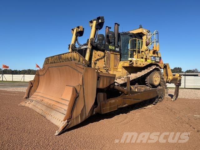 CAT D10T Buldožeri guseničari