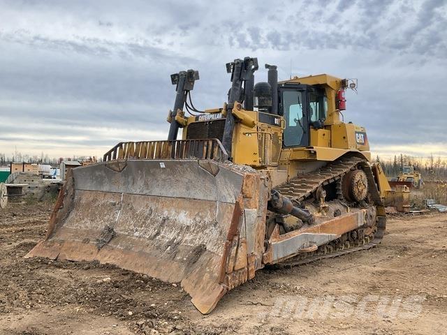 CAT D10T Buldožeri guseničari
