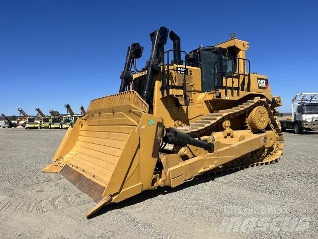 CAT D10T2 Buldožeri guseničari