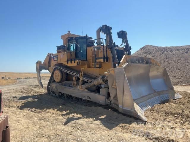 CAT D10T2 Buldožeri guseničari