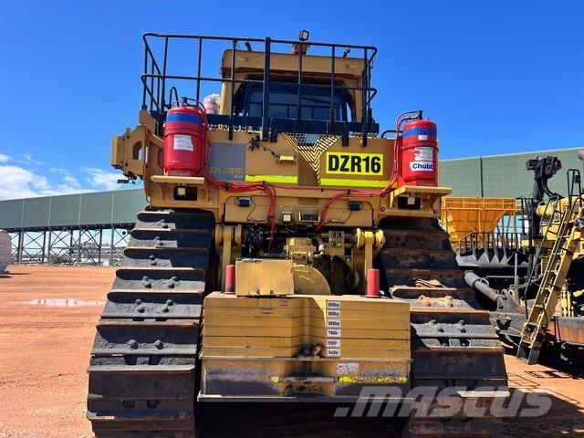 CAT D11T Buldožeri guseničari