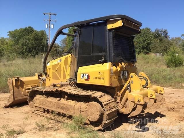 CAT D3 Buldožeri guseničari