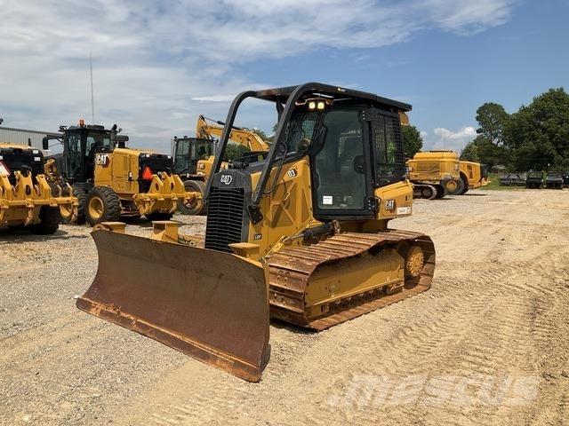 CAT D3 Buldožeri guseničari