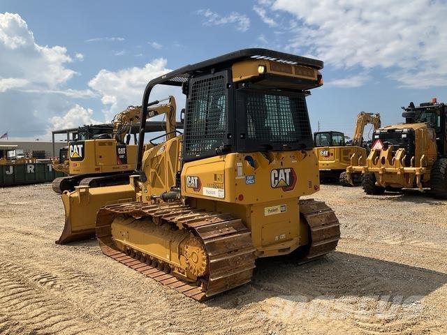 CAT D3 Buldožeri guseničari