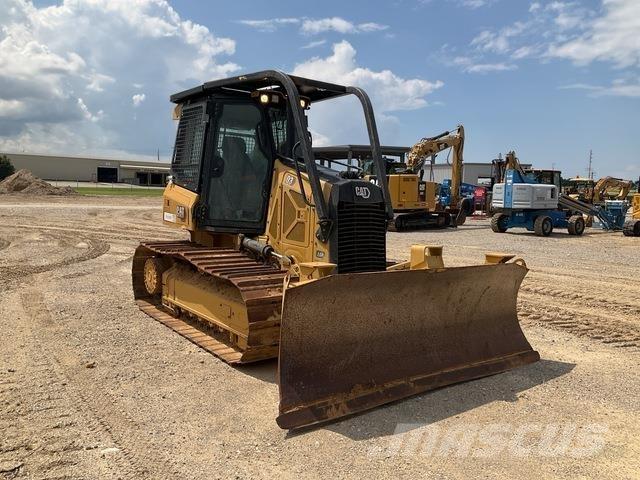 CAT D3 Buldožeri guseničari