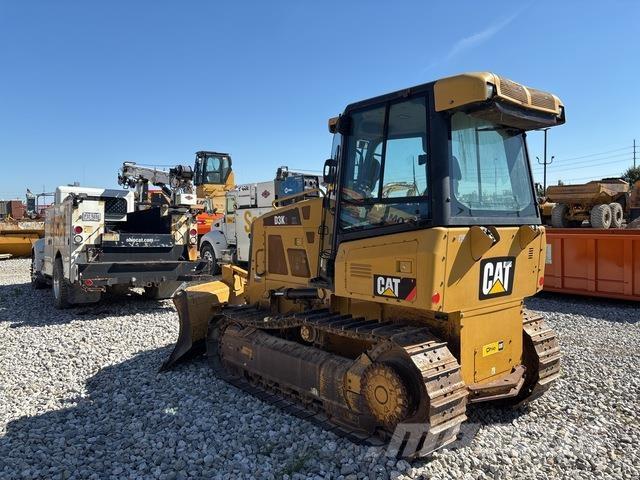 CAT D3K2 XL Buldožeri guseničari