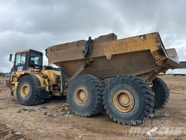 CAT D400E Zglobni damperi