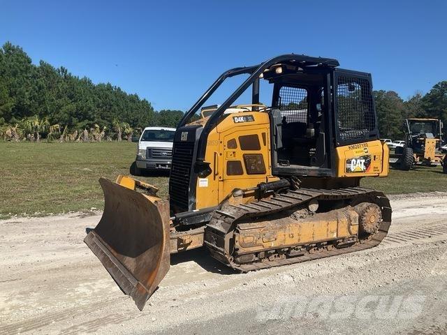 CAT D4K2 XL Buldožeri guseničari