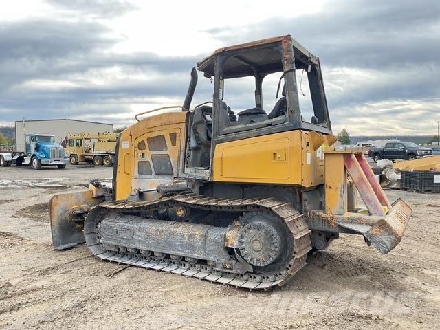 CAT D4K2 XL Buldožeri guseničari