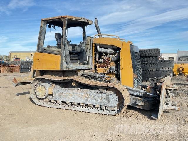 CAT D4K2 XL Buldožeri guseničari