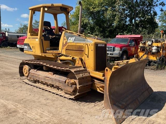 CAT D5G XL Buldožeri guseničari