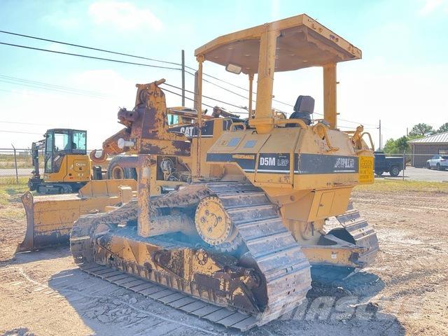 CAT D5M LPG Buldožeri guseničari