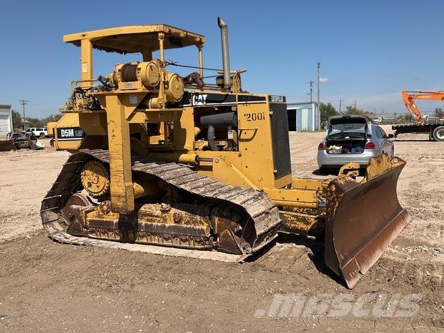 CAT D5M LPG Buldožeri guseničari