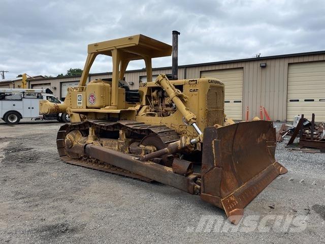 CAT D6D Buldožeri guseničari