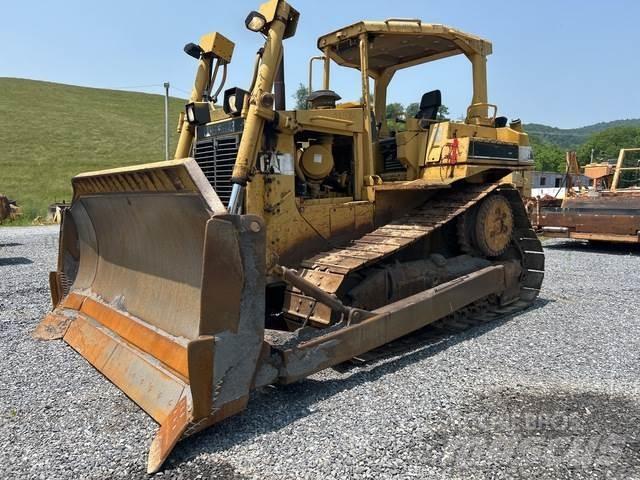 CAT D6H Buldožeri guseničari