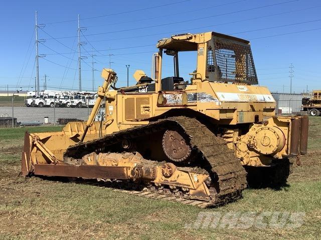 CAT D6R Buldožeri guseničari