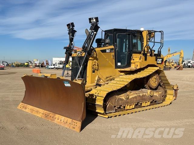 CAT D6T LGP Buldožeri guseničari