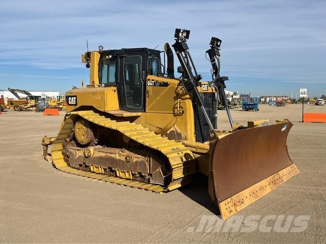 CAT D6T LGP Buldožeri guseničari