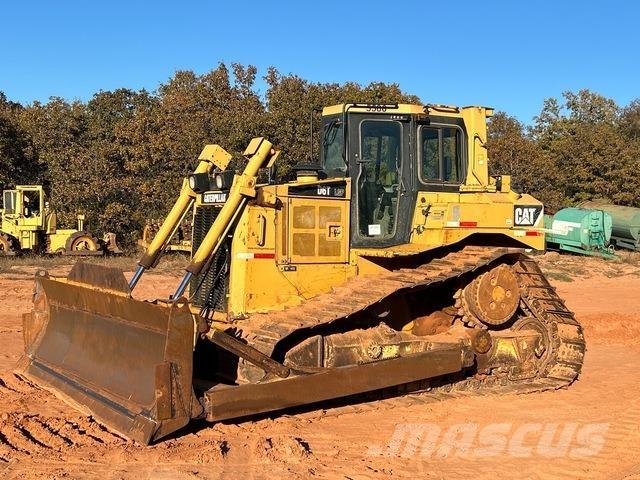 CAT D6T LGP Buldožeri guseničari