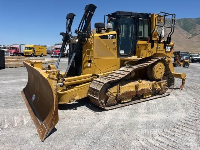 CAT D6T XL Buldožeri guseničari
