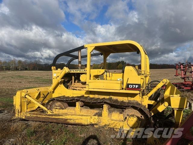 CAT D7F Buldožeri guseničari