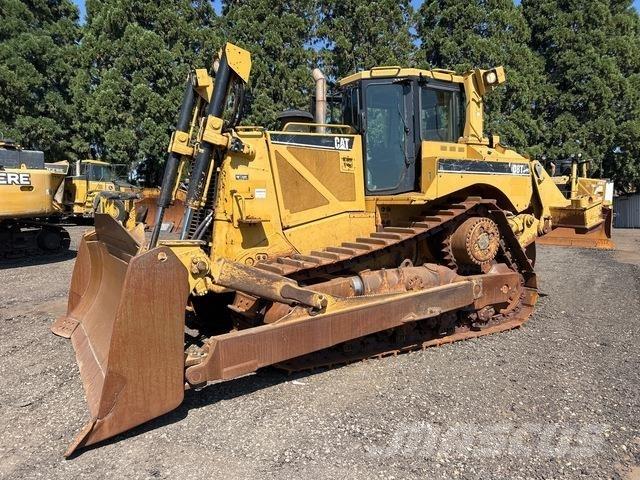 CAT D8T Buldožeri guseničari