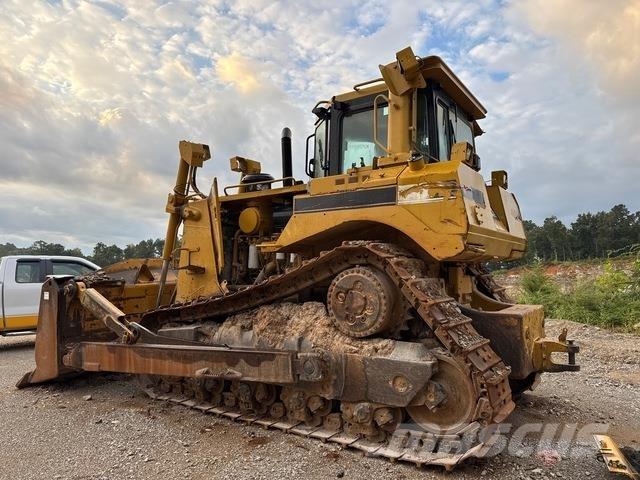CAT D8T Buldožeri guseničari