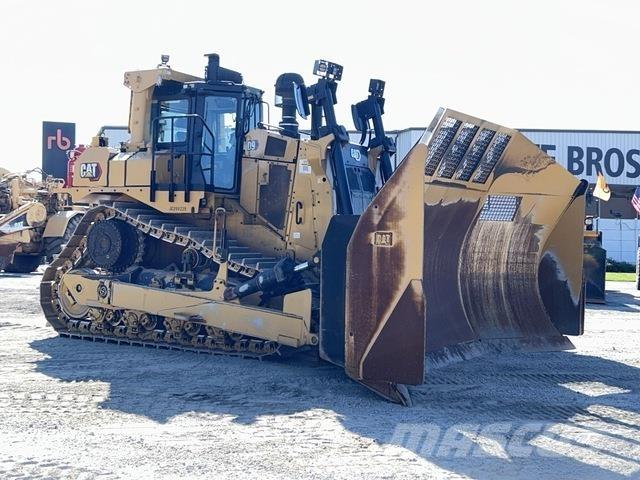 CAT D9 Buldožeri guseničari
