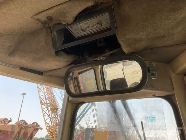 CAT D9R Buldožeri guseničari