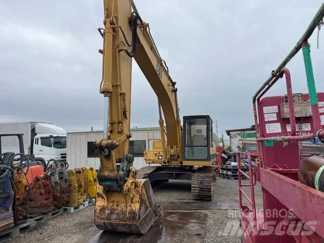 CAT E200B Bageri guseničari