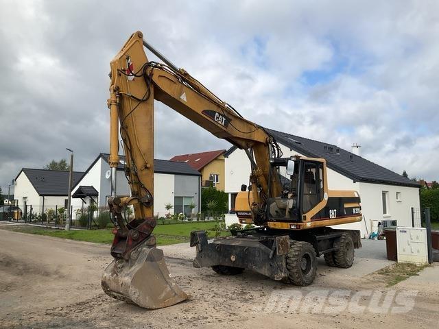 CAT M320 Bageri točkaši