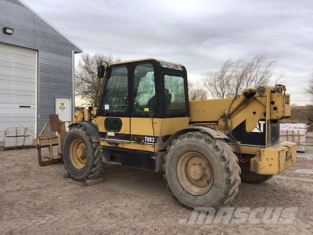 CAT TH83 Teleskopski viljuškari