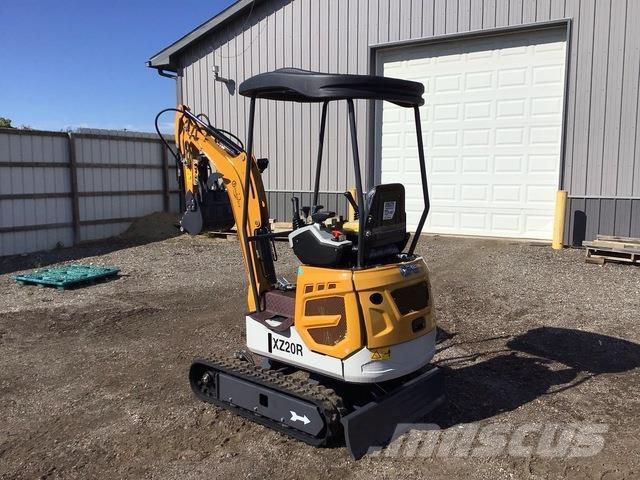 CFG XZ20R Bageri guseničari