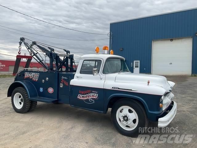 Chevrolet 3100 Šleperi za vozila