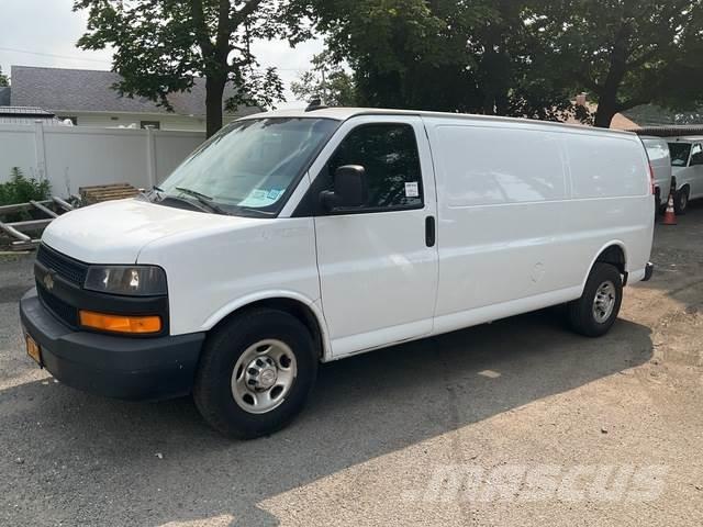 Chevrolet 3500 Dostavna vozila / kombiji