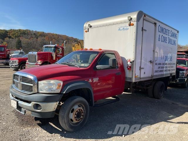 Dodge 5500 Sanduk kamioni