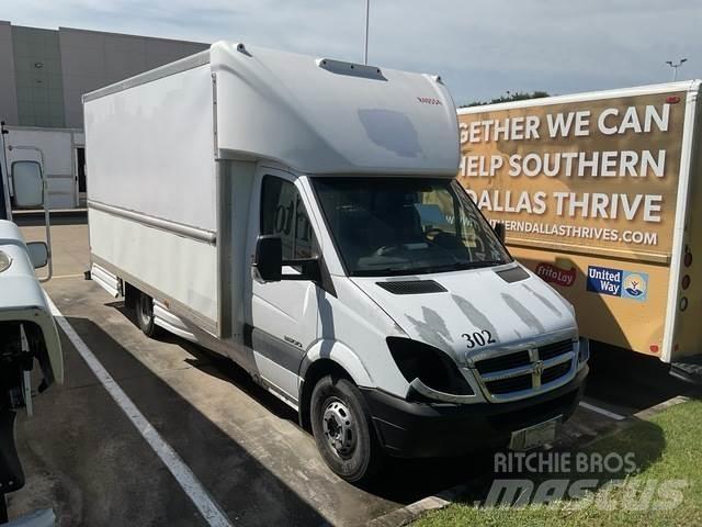 Dodge Sprinter Sanduk kombiji