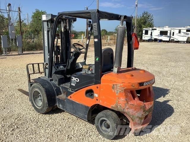 Doosan D30S-7 Ostalo za građevinarstvo