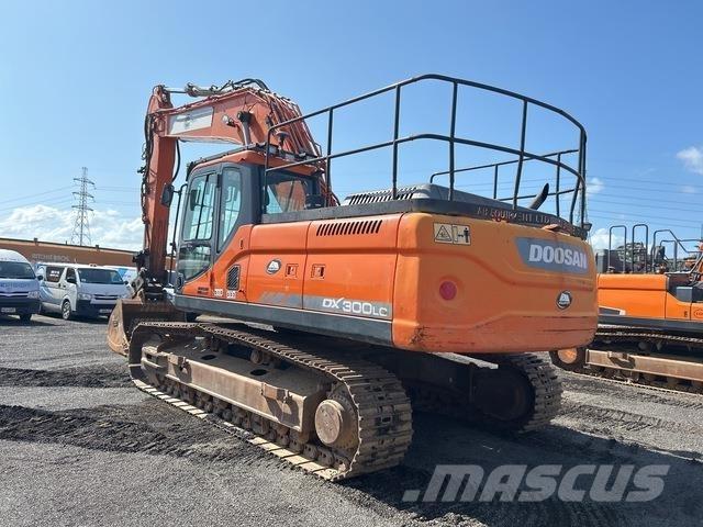 Doosan DX300LC Bageri guseničari