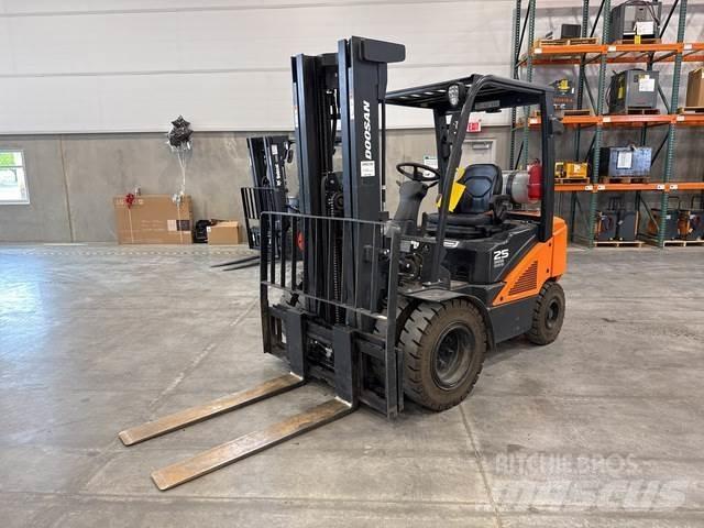 Doosan G25N-7 Ostalo za građevinarstvo