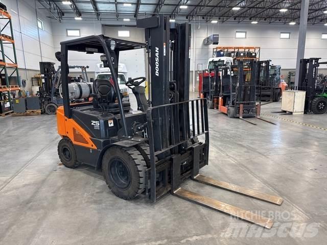 Doosan G25N-7 Ostalo za građevinarstvo
