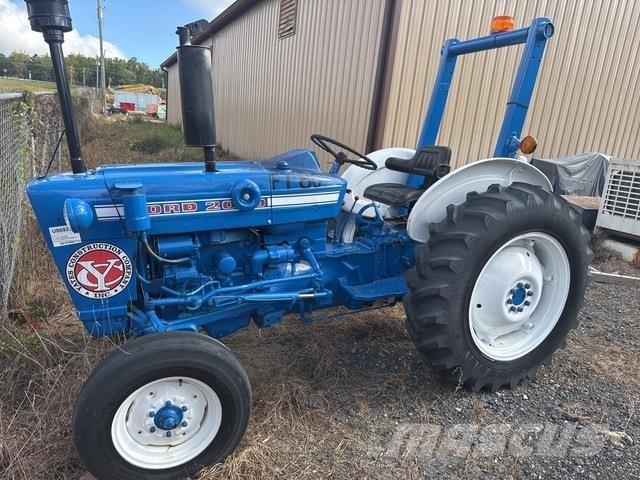 Ford 2000 Traktori