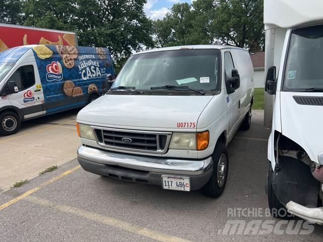 Ford E-150 Dostavna vozila / kombiji