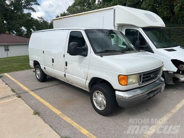 Ford E-150 Dostavna vozila / kombiji