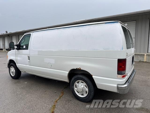 Ford E-150 Dostavna vozila / kombiji