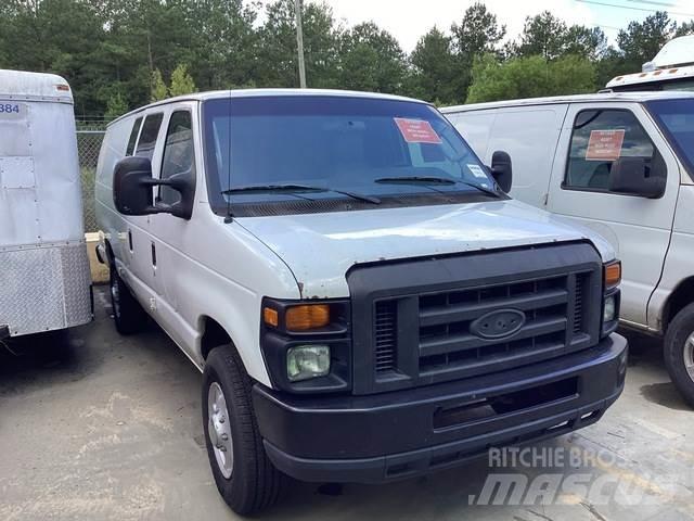 Ford E-350 Dostavna vozila / kombiji