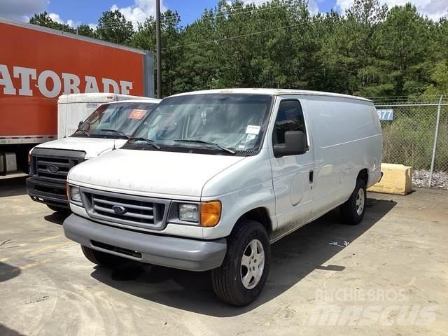 Ford E-350 Dostavna vozila / kombiji