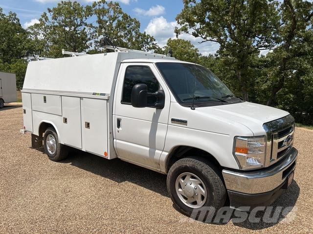 Ford E-350 Pik up kamioni